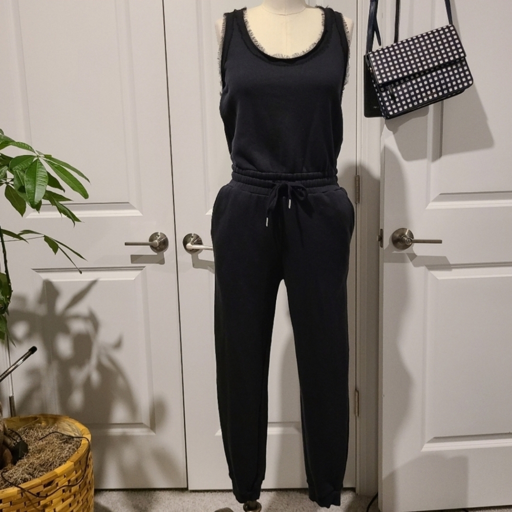 Avec Les Jumpsuit Size Small